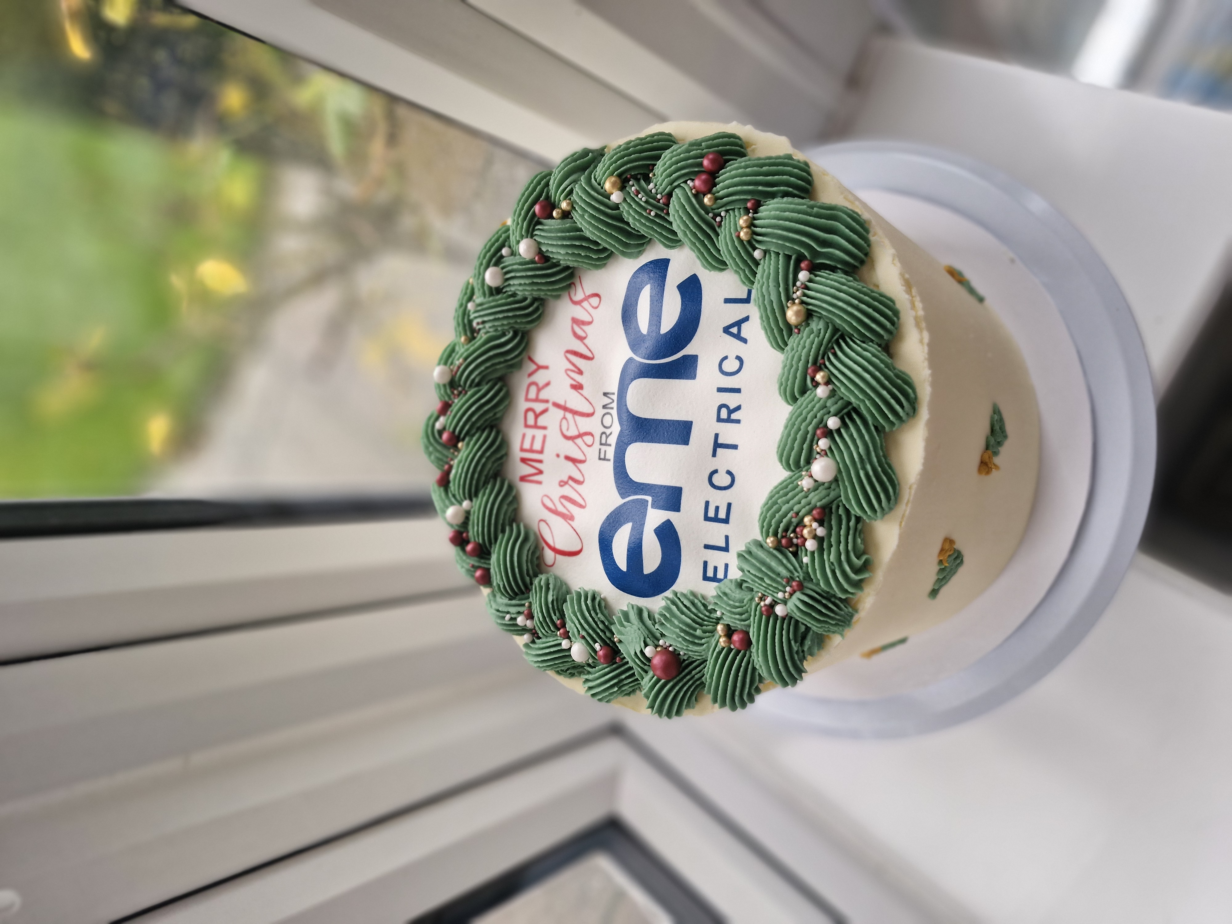 Corporate cake creation 3